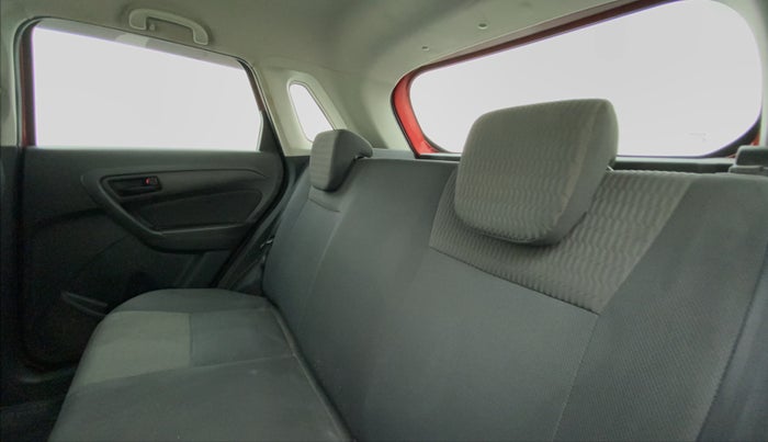 2018 Maruti Vitara Brezza VDI (O), Diesel, Manual, 24,172 km, Right Side Rear Door Cabin