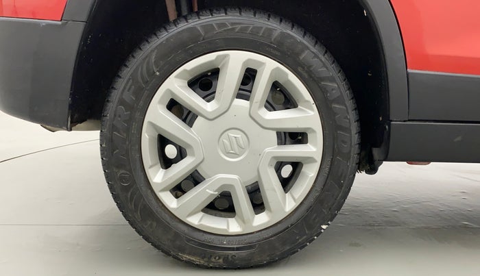 2018 Maruti Vitara Brezza VDI (O), Diesel, Manual, 24,172 km, Right Rear Wheel