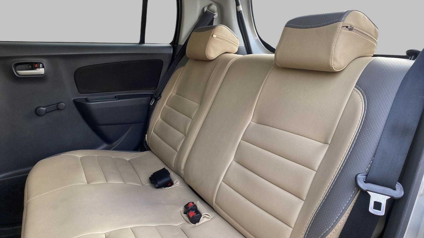 2012 Maruti Wagon R 1.0 LXI, Petrol, Manual, 80,714 km, Right Side Rear Door Cabin