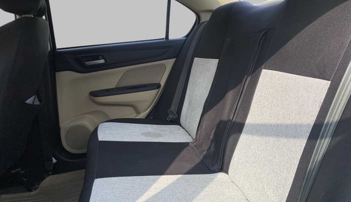 2018 Honda Amaze 1.2 SMT I VTEC, Petrol, Manual, 77,696 km, Right Side Rear Door Cabin