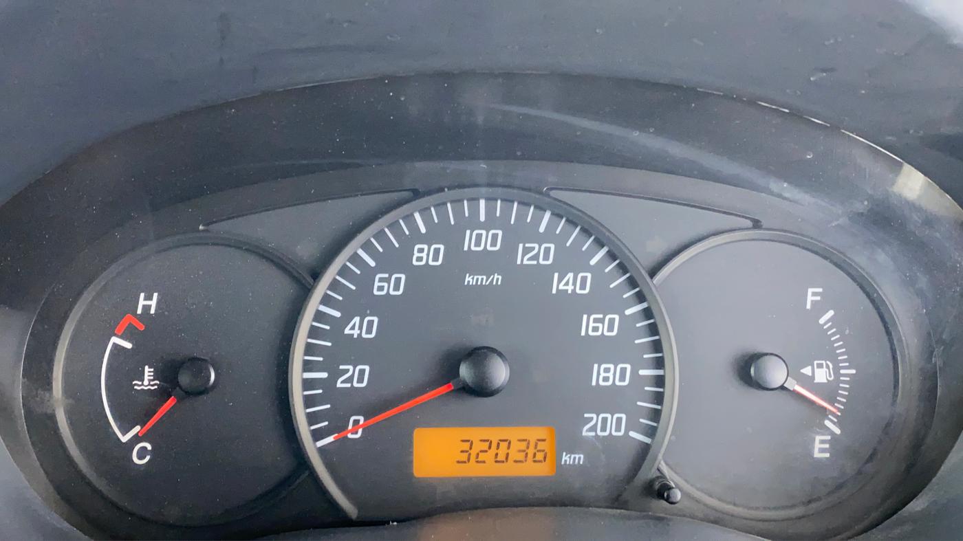 2010 Maruti Swift LXI D, Petrol, Manual, 32,035 km, Odometer Image