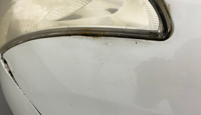 2010 Maruti Swift LXI D, Petrol, Manual, 32,035 km, Left fender - Slight discoloration