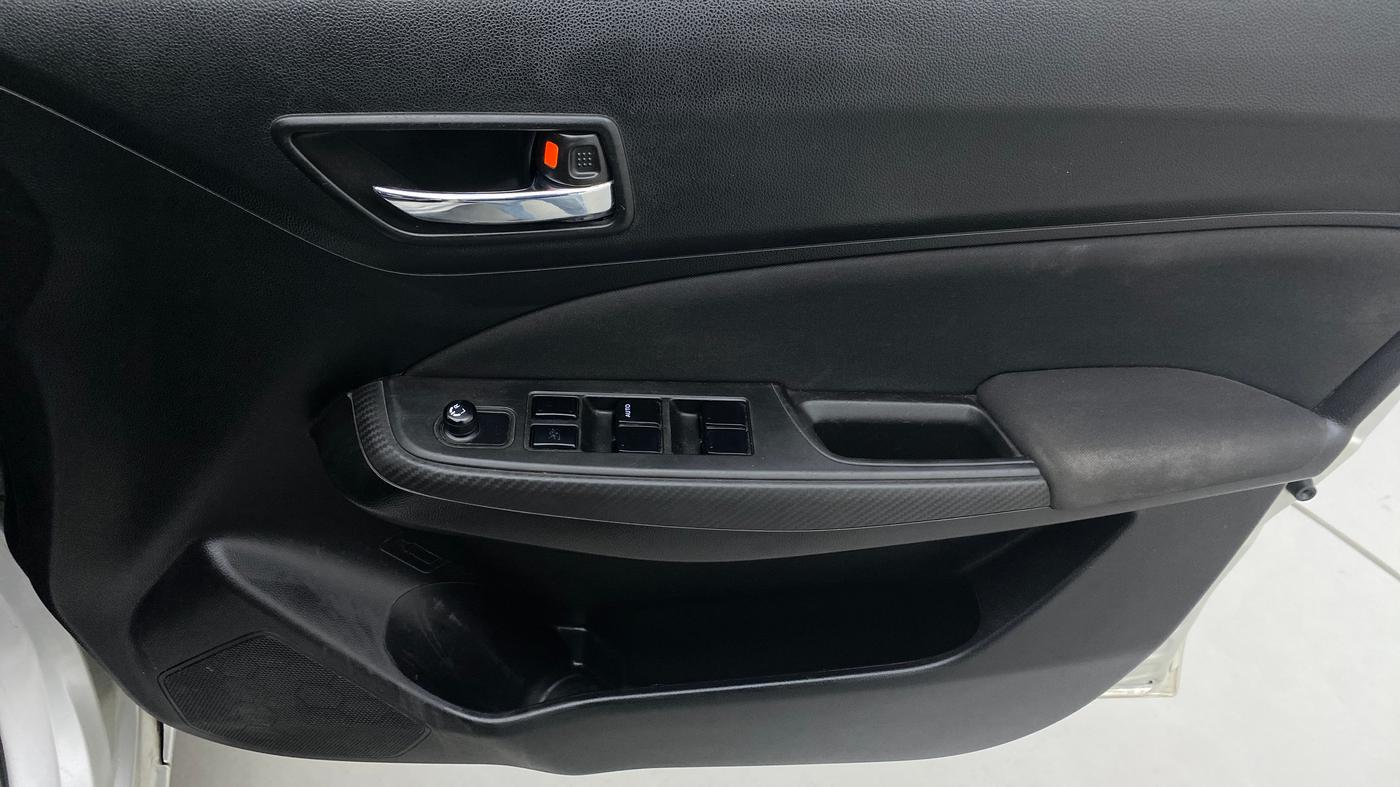 2019 Maruti Swift VDI, Diesel, Manual, 46,592 km, Driver Side Door Panels Control