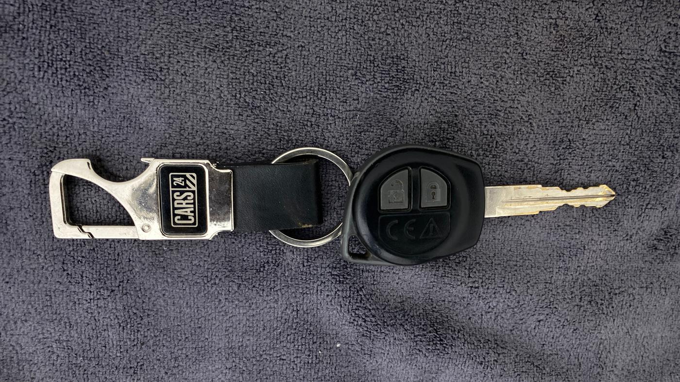 2019 Maruti Swift VDI, Diesel, Manual, 46,592 km, Key Close Up