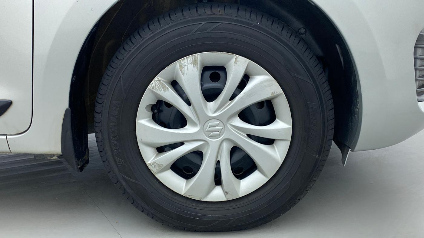 2019 Maruti Swift VDI, Diesel, Manual, 46,592 km, Right Front Wheel