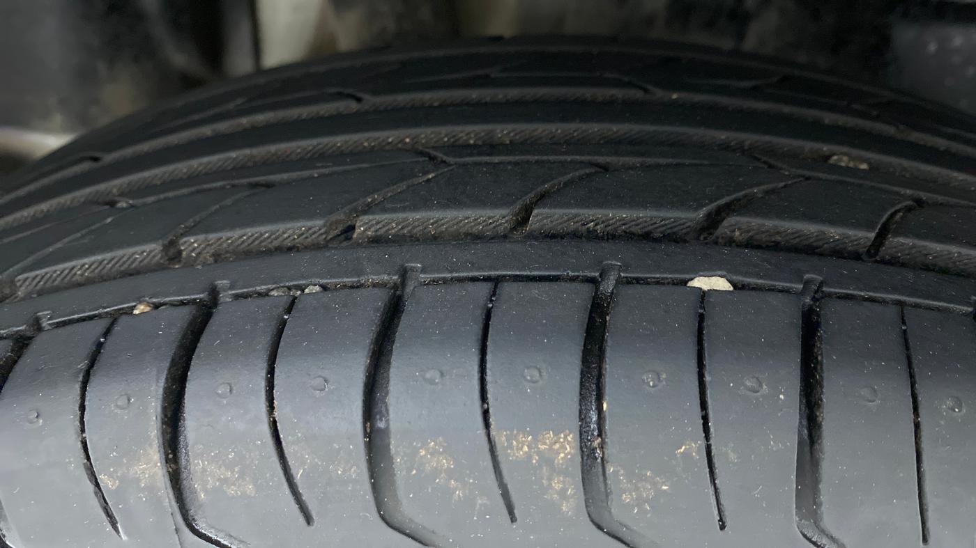 2019 Maruti Swift VDI, Diesel, Manual, 46,592 km, Right Rear Tyre Tread