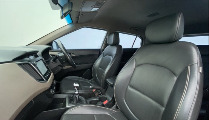 2016 Hyundai Creta SX (O) 1.6 DIESEL, Diesel, Manual, 1,19,781 km, Right Side Front Door Cabin