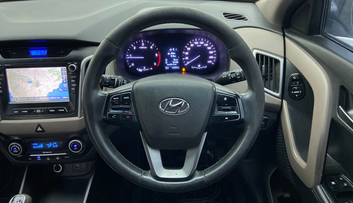 2016 Hyundai Creta SX (O) 1.6 DIESEL, Diesel, Manual, 1,19,781 km, Steering Wheel Close Up