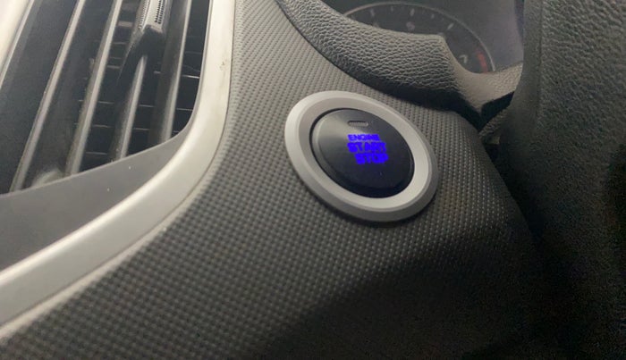 2019 Hyundai Creta SX SPORTS EDITION 1.6 PETROL DUAL TONE, Petrol, Manual, 61,811 km, Keyless Start/ Stop Button