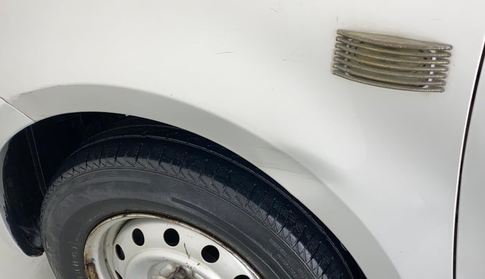 2011 Maruti Swift LXI, Petrol, Manual, 74,259 km, Left fender - Slightly dented