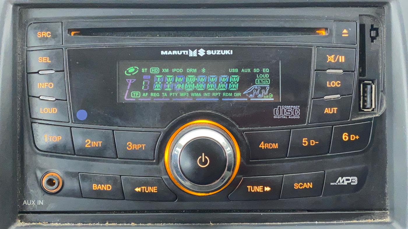2011 Maruti Swift LXI, Petrol, Manual, 74,259 km, Infotainment System