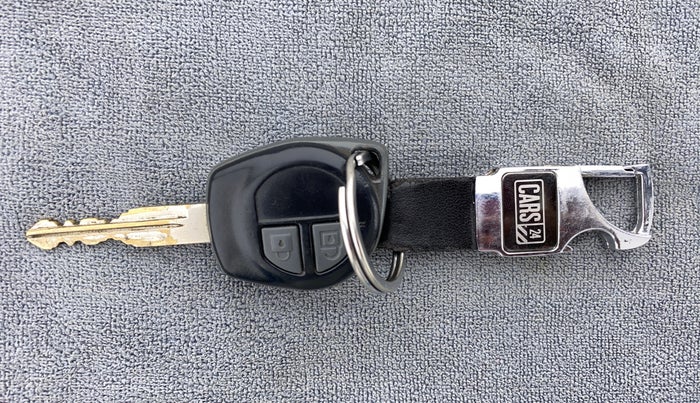 2013 Maruti Wagon R Stingray VXI, Petrol, Manual, 68,674 km, Key Close Up