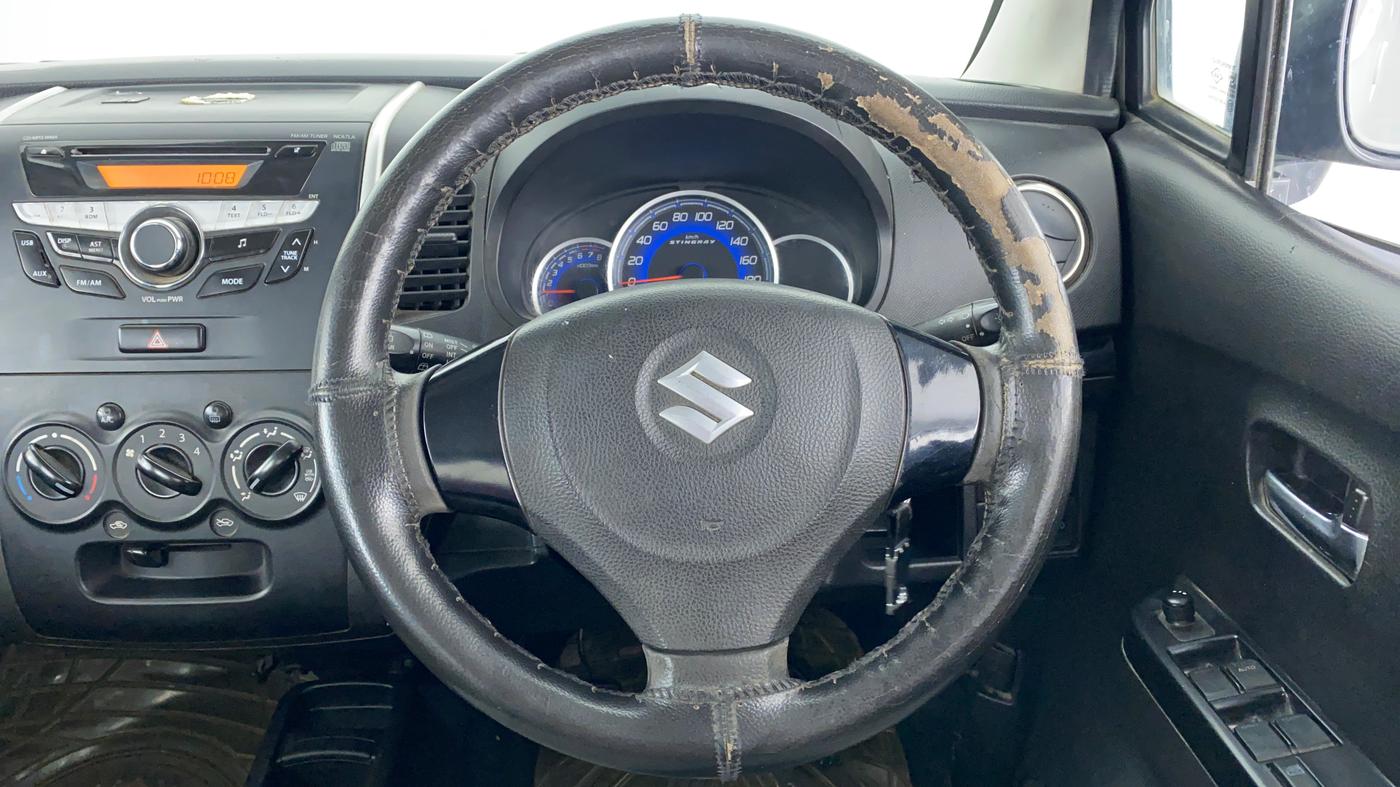 2013 Maruti Wagon R Stingray VXI, Petrol, Manual, 68,674 km, Steering Wheel Close Up