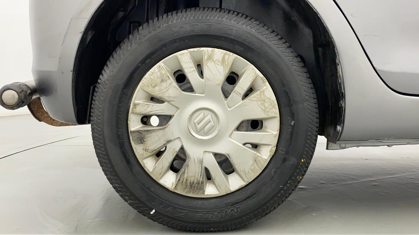 2014 Maruti Swift VXI, Petrol, Manual, 58,625 km, Right Rear Wheel