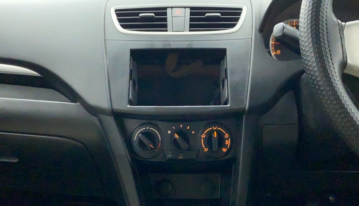 2014 Maruti Swift VXI, Petrol, Manual, 58,625 km, Air Conditioner