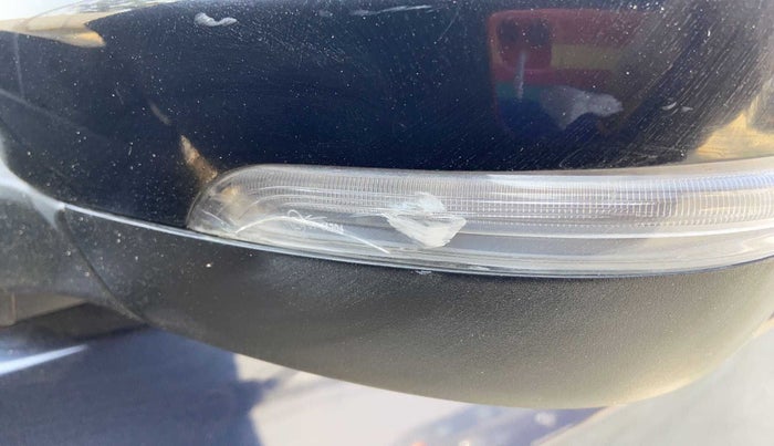 2022 Tata Tiago XZA+ 1.2 RTN, Petrol, Automatic, 1,888 km, Left rear-view mirror - Indicator light has minor damage