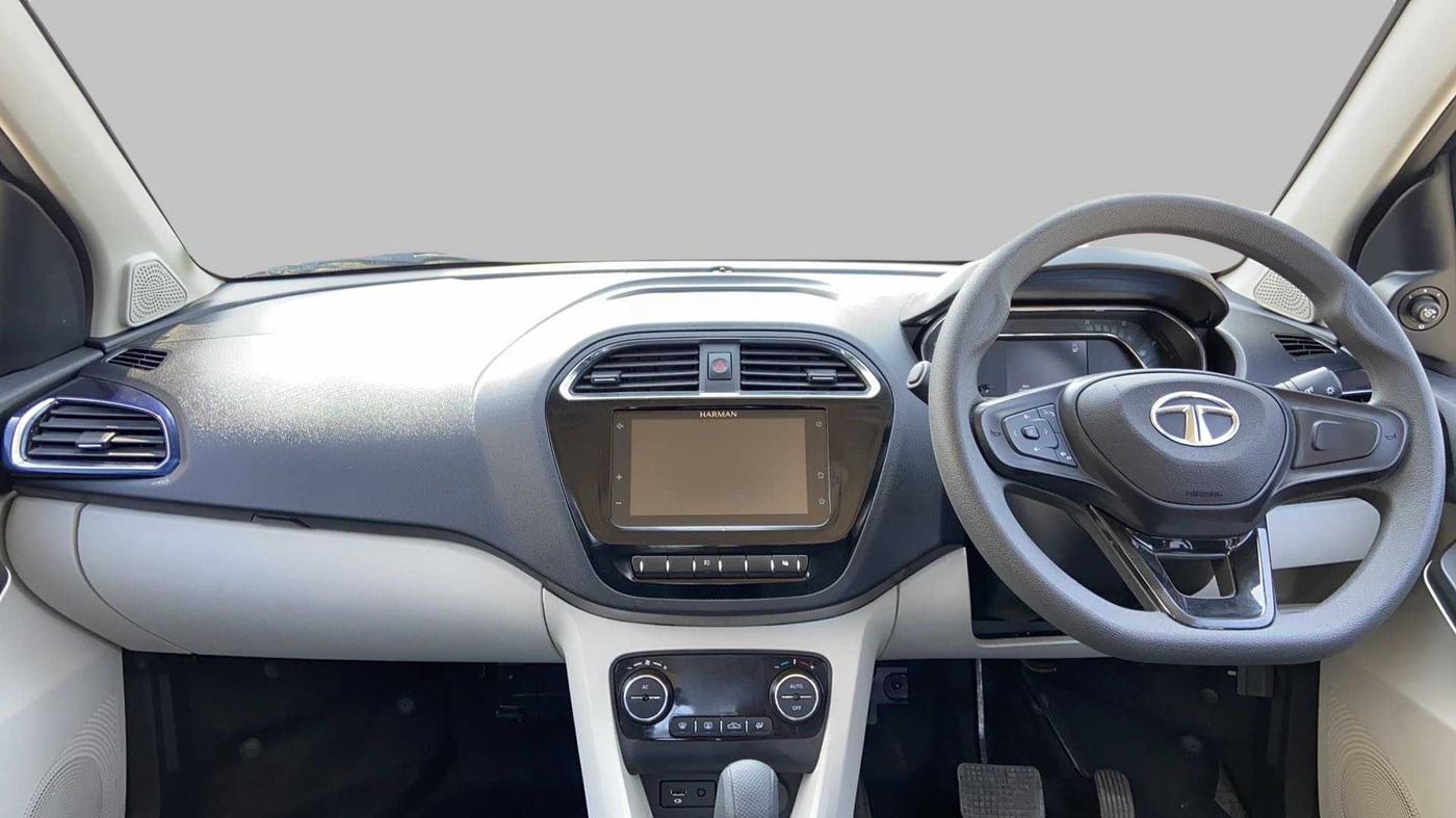 2022 Tata Tiago XZA+ 1.2 RTN, Petrol, Automatic, 1,888 km, Dashboard