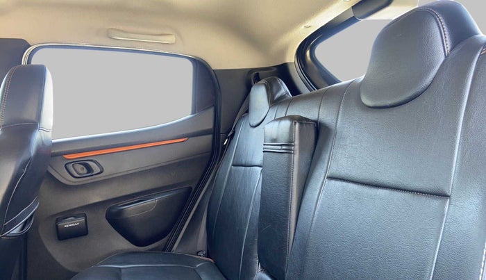 2018 Renault Kwid CLIMBER 1.0 AT, Petrol, Automatic, 16,254 km, Right Side Rear Door Cabin