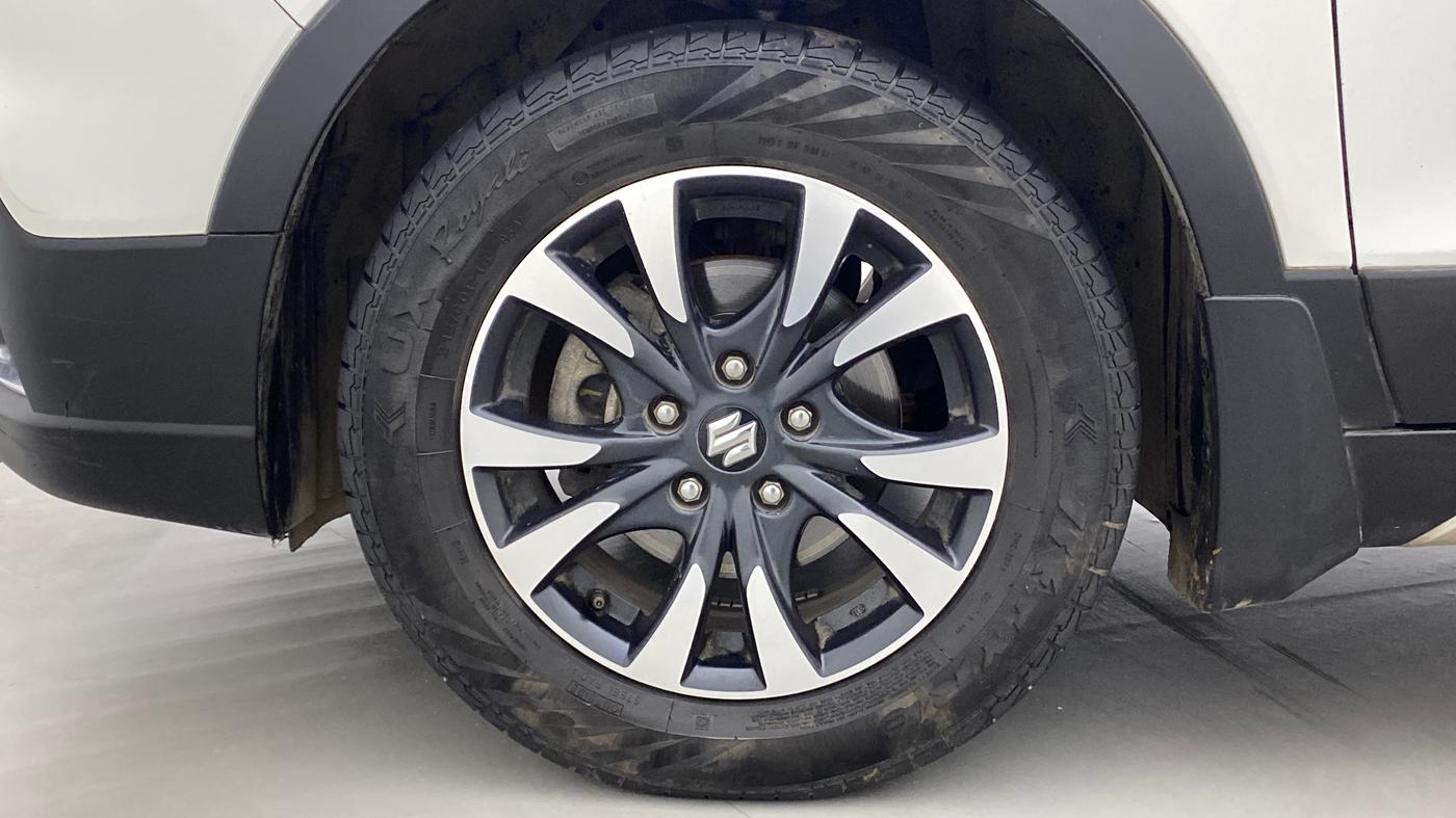 2020 Maruti S Cross ALPHA AT1.5, Petrol, Automatic, 43,458 km, Left Front Wheel