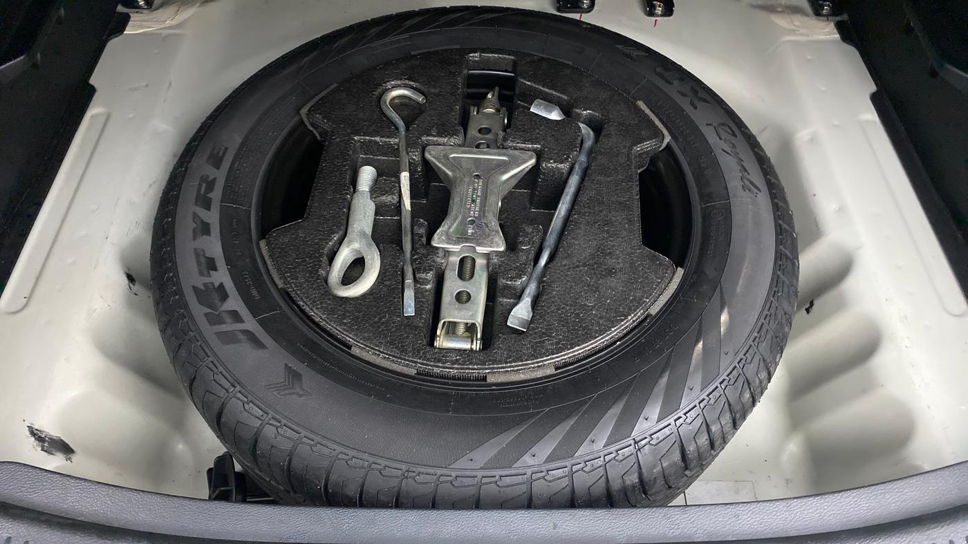 2020 Maruti S Cross ALPHA AT1.5, Petrol, Automatic, 43,458 km, Spare Tyre
