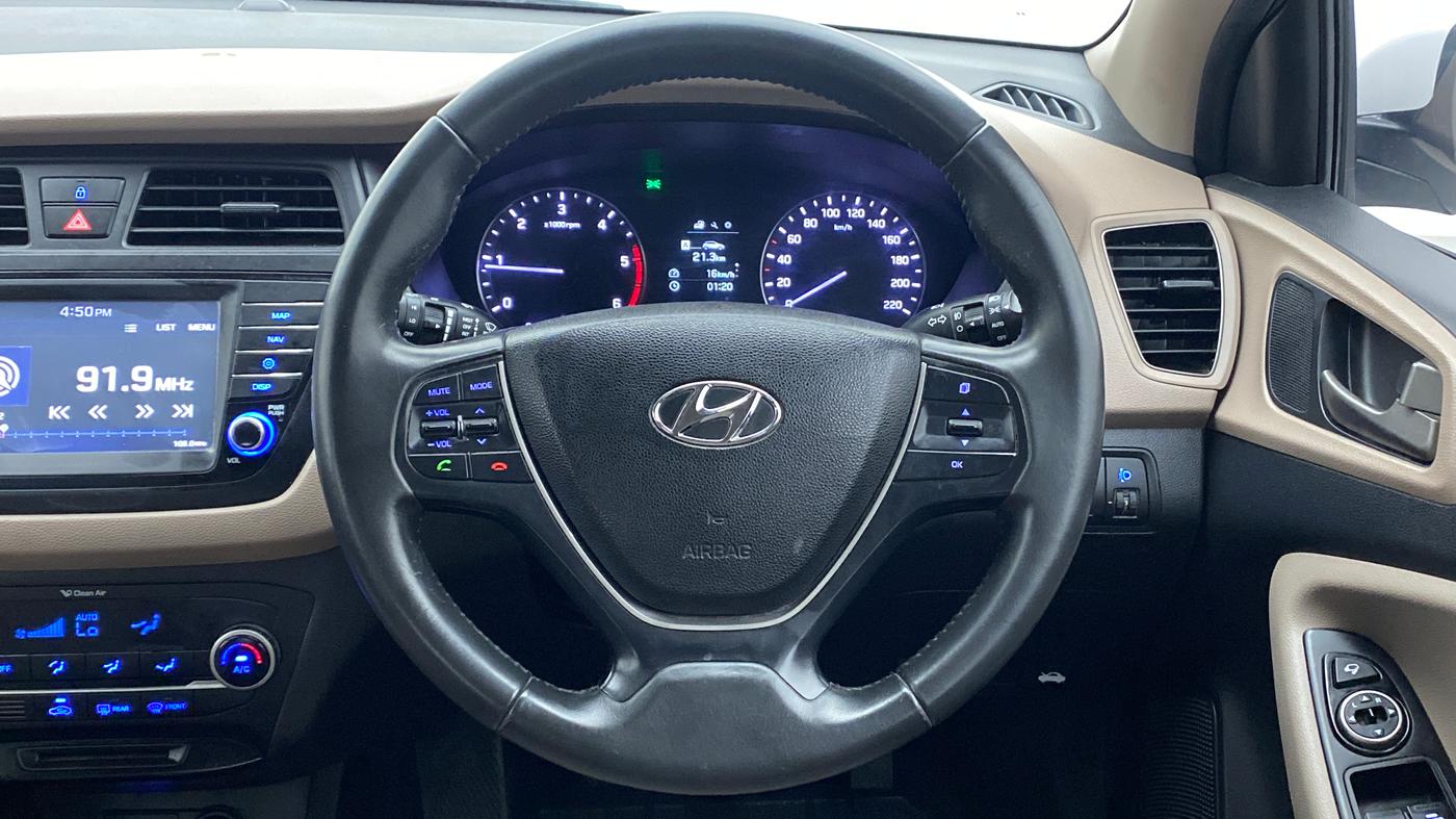 2017 Hyundai Elite i20 ASTA 1.4 CRDI (O), Diesel, Manual, 83,095 km, Steering Wheel Close Up