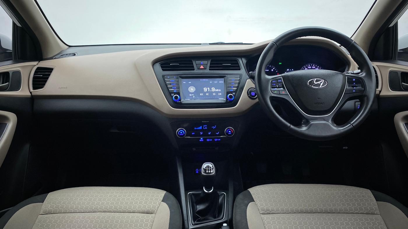 2017 Hyundai Elite i20 ASTA 1.4 CRDI (O), Diesel, Manual, 83,095 km, Dashboard