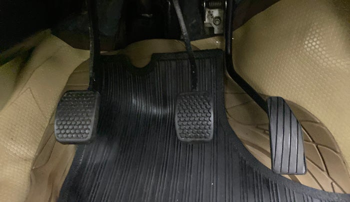 2012 Maruti Zen Estilo VXI, Petrol, Manual, 80,177 km, Pedals