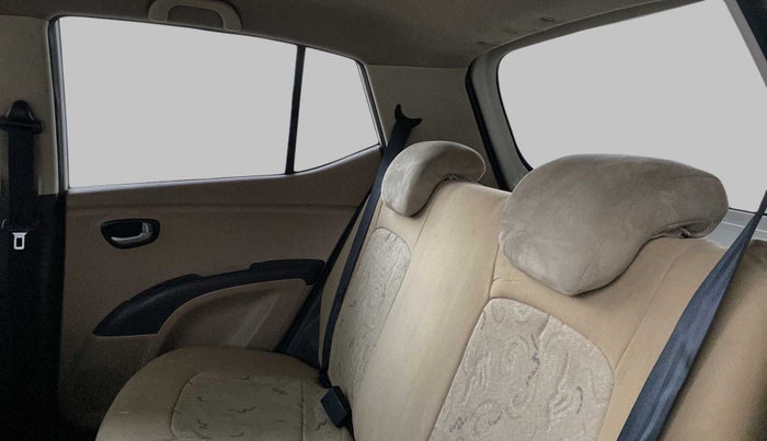 2010 Hyundai i10 SPORTZ 1.2, Petrol, Manual, 59,974 km, Right Side Rear Door Cabin