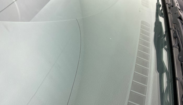 2019 Maruti Alto K10 VXI, Petrol, Manual, 33,111 km, Front windshield - Minor spot on windshield
