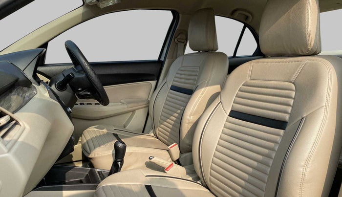 2020 Maruti Dzire VXI, Petrol, Manual, 30,087 km, Right Side Front Door Cabin
