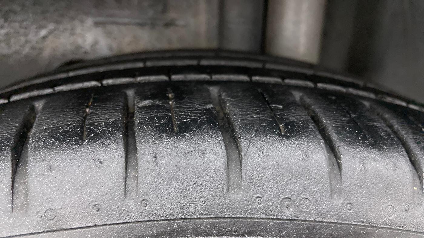 2019 Ford New Figo TITANIUM 1.2 PETROL MT, Petrol, Manual, 18,162 km, Left Rear Tyre Tread