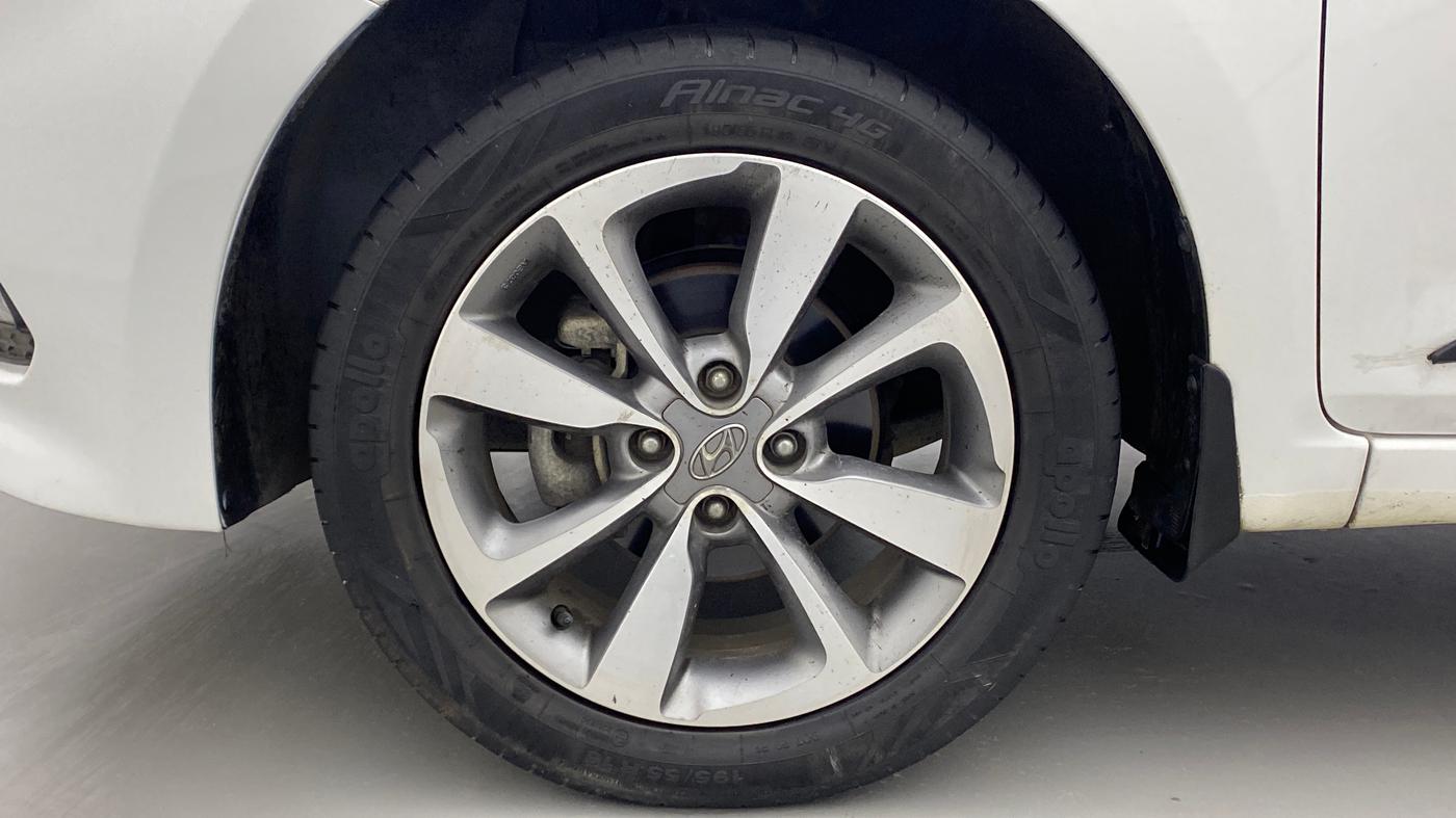 2016 Hyundai Elite i20 ASTA 1.2, Petrol, Manual, 42,880 km, Left Front Wheel