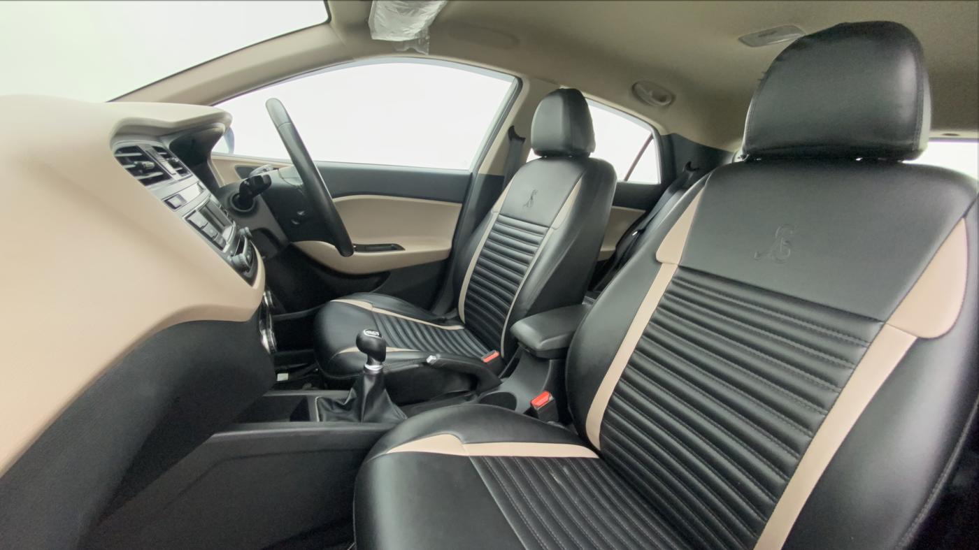 2016 Hyundai Elite i20 ASTA 1.2, Petrol, Manual, 42,880 km, Right Side Front Door Cabin