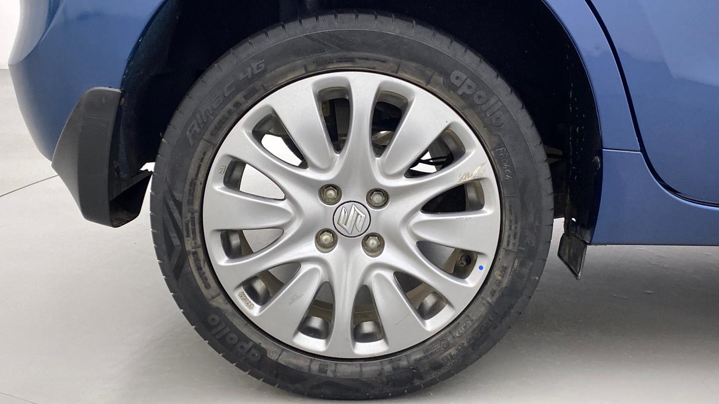 2017 Maruti Baleno ZETA CVT PETROL 1.2, Petrol, Automatic, 78,769 km, Right Rear Wheel