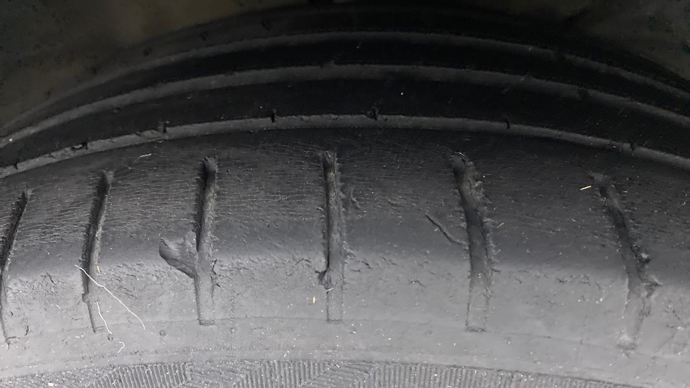 2017 Maruti Baleno ZETA CVT PETROL 1.2, Petrol, Automatic, 78,769 km, Right Front Tyre Tread