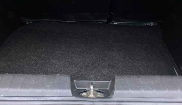 2017 Maruti Baleno ZETA CVT PETROL 1.2, Petrol, Automatic, 78,769 km, Boot Inside