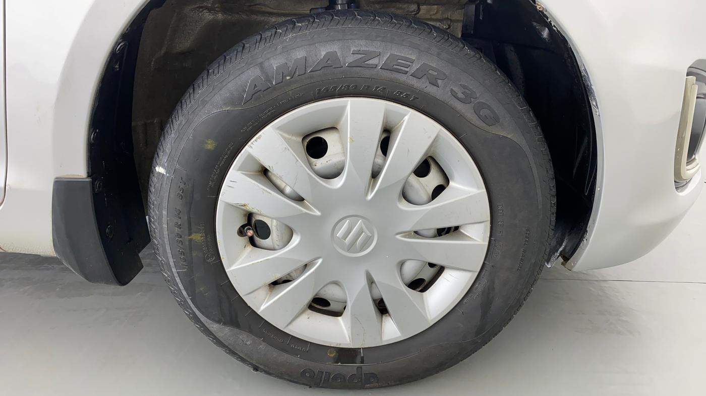 2016 Maruti Swift LXI OPT, Petrol, Manual, 47,934 km, Right Front Wheel