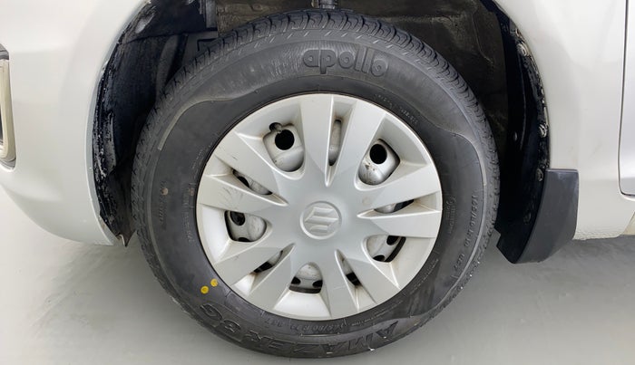 2016 Maruti Swift LXI OPT, Petrol, Manual, 47,934 km, Left Front Wheel