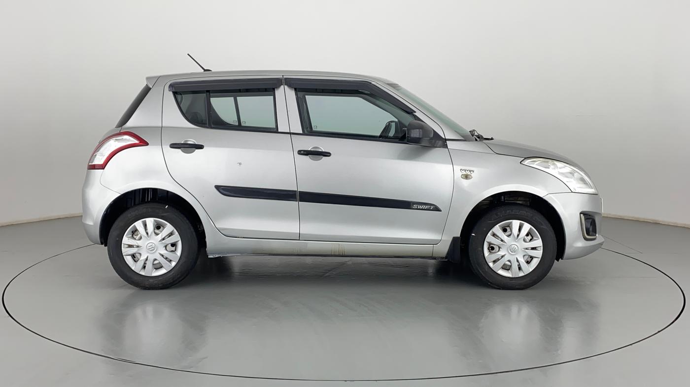 2016 Maruti Swift LXI OPT, Petrol, Manual, 47,934 km, Right Side View