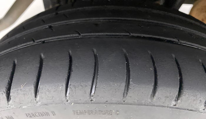 2019 Maruti Alto K10 VXI, Petrol, Manual, 33,144 km, Right Rear Tyre Tread
