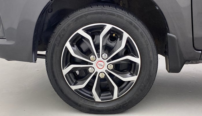 2019 Maruti Alto K10 VXI, Petrol, Manual, 33,144 km, Left Front Wheel
