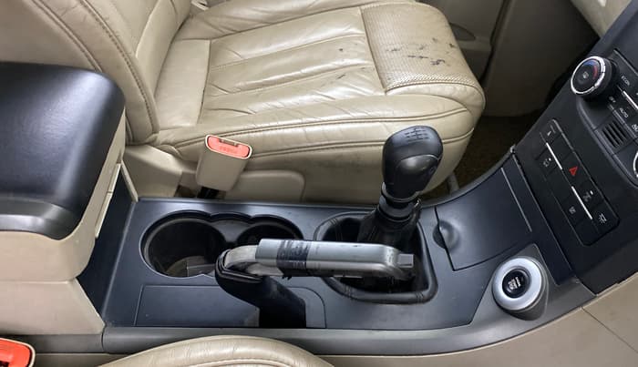 2015 Mahindra XUV500 W10, Diesel, Manual, 41,557 km, Gear Lever