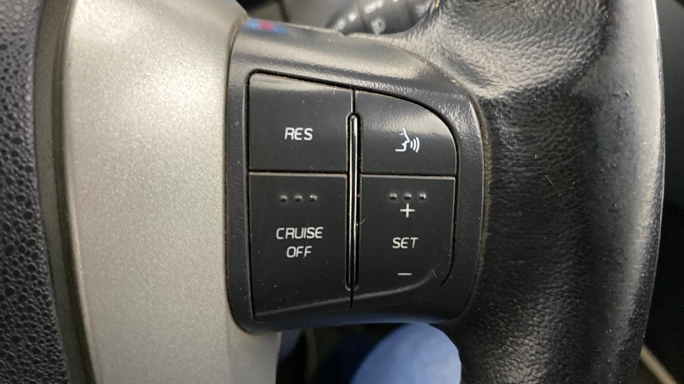 2015 Mahindra XUV500 W10, Diesel, Manual, 41,557 km, Adaptive Cruise Control