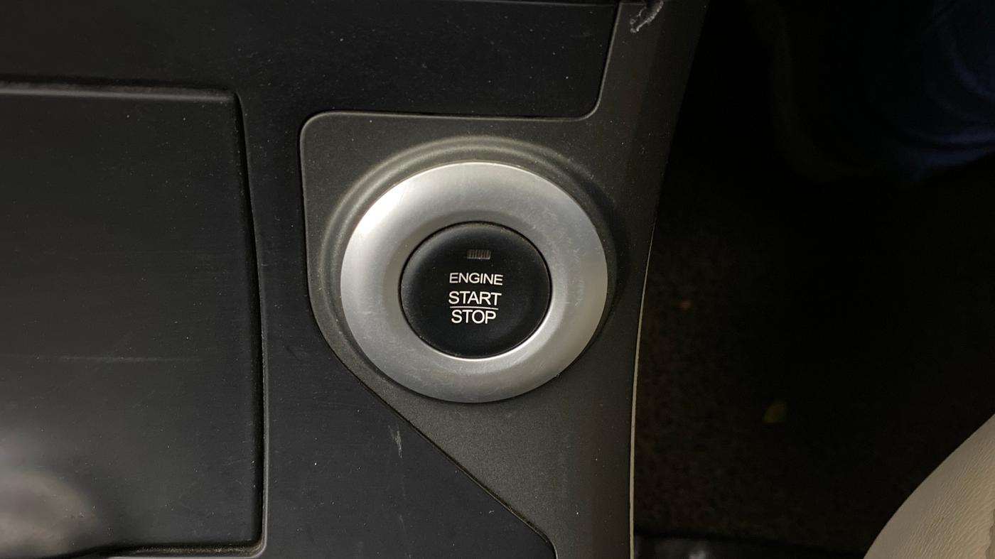 2015 Mahindra XUV500 W10, Diesel, Manual, 41,557 km, Keyless Start/ Stop Button