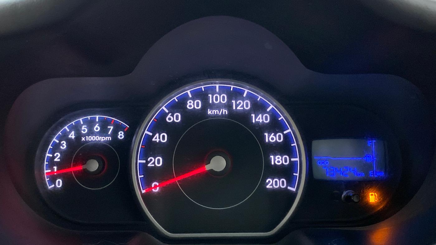 2012 Hyundai i10 SPORTZ 1.2, Petrol, Manual, 73,424 km, Odometer Image