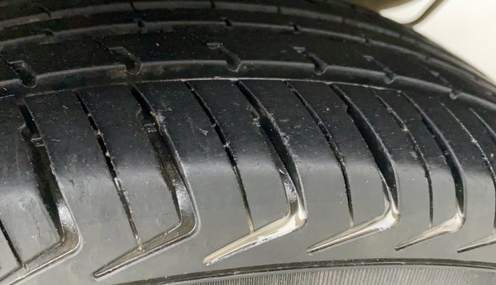 2021 Maruti New Wagon-R 1.0 Lxi (o) cng, CNG, Manual, 17,189 km, Left Rear Tyre Tread