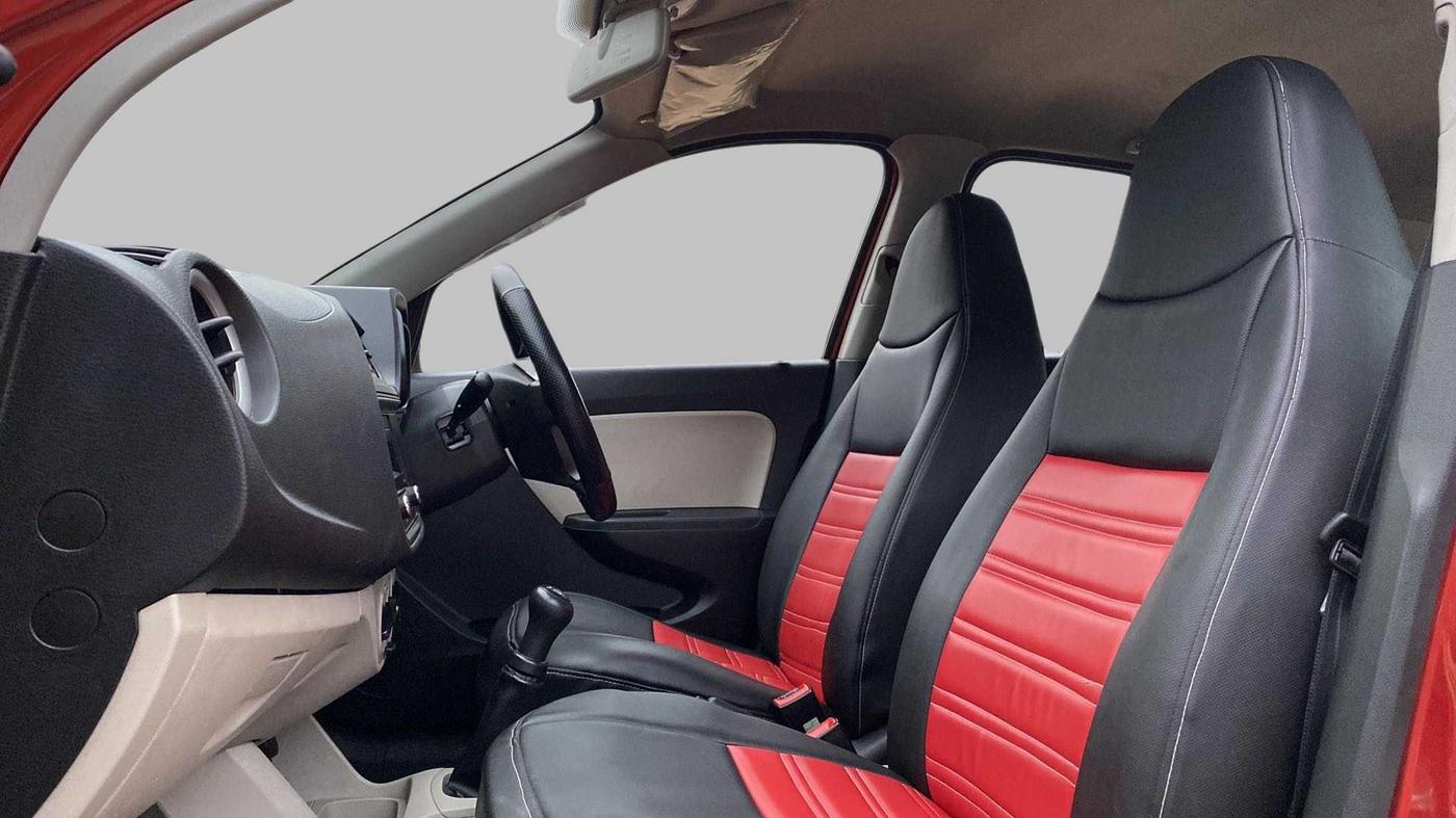 2019 Maruti Alto VXI, Petrol, Manual, 32,592 km, Right Side Front Door Cabin