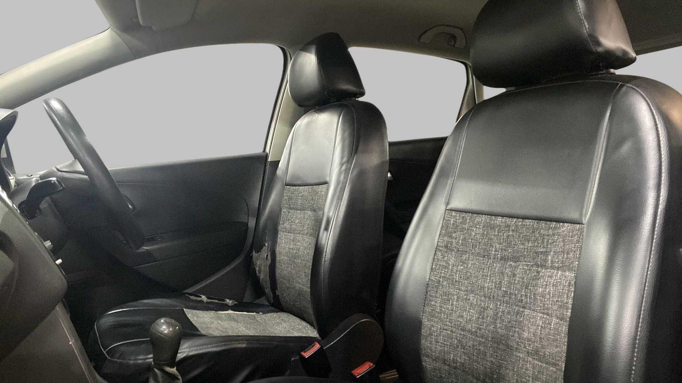 2014 Volkswagen Polo COMFORTLINE 1.2L PETROL, Petrol, Manual, 91,750 km, Right Side Front Door Cabin