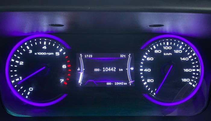 2020 Mahindra MARAZZO M 6 + 7 STR, Diesel, Manual, 10,653 km, Odometer Image