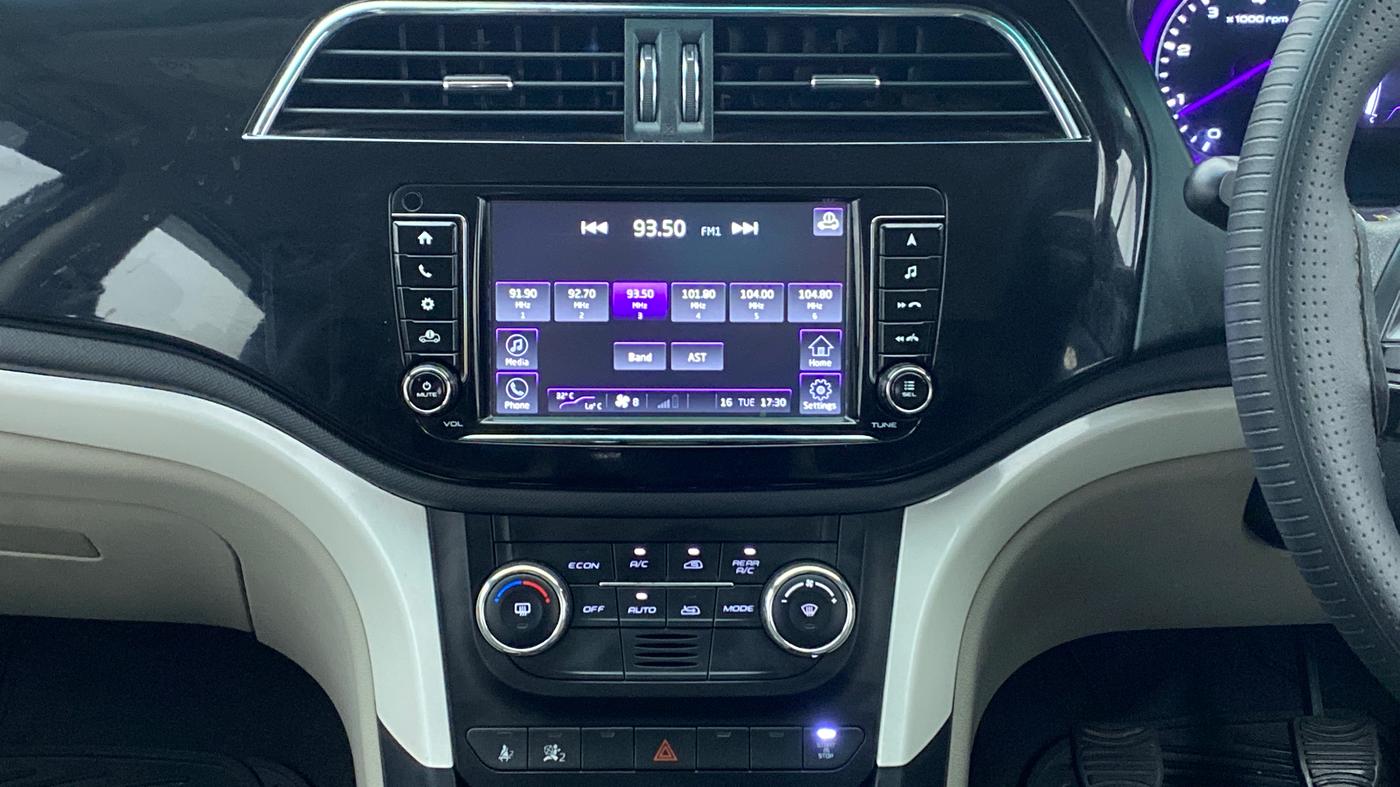 2020 Mahindra MARAZZO M 6 + 7 STR, Diesel, Manual, 10,653 km, Air Conditioner